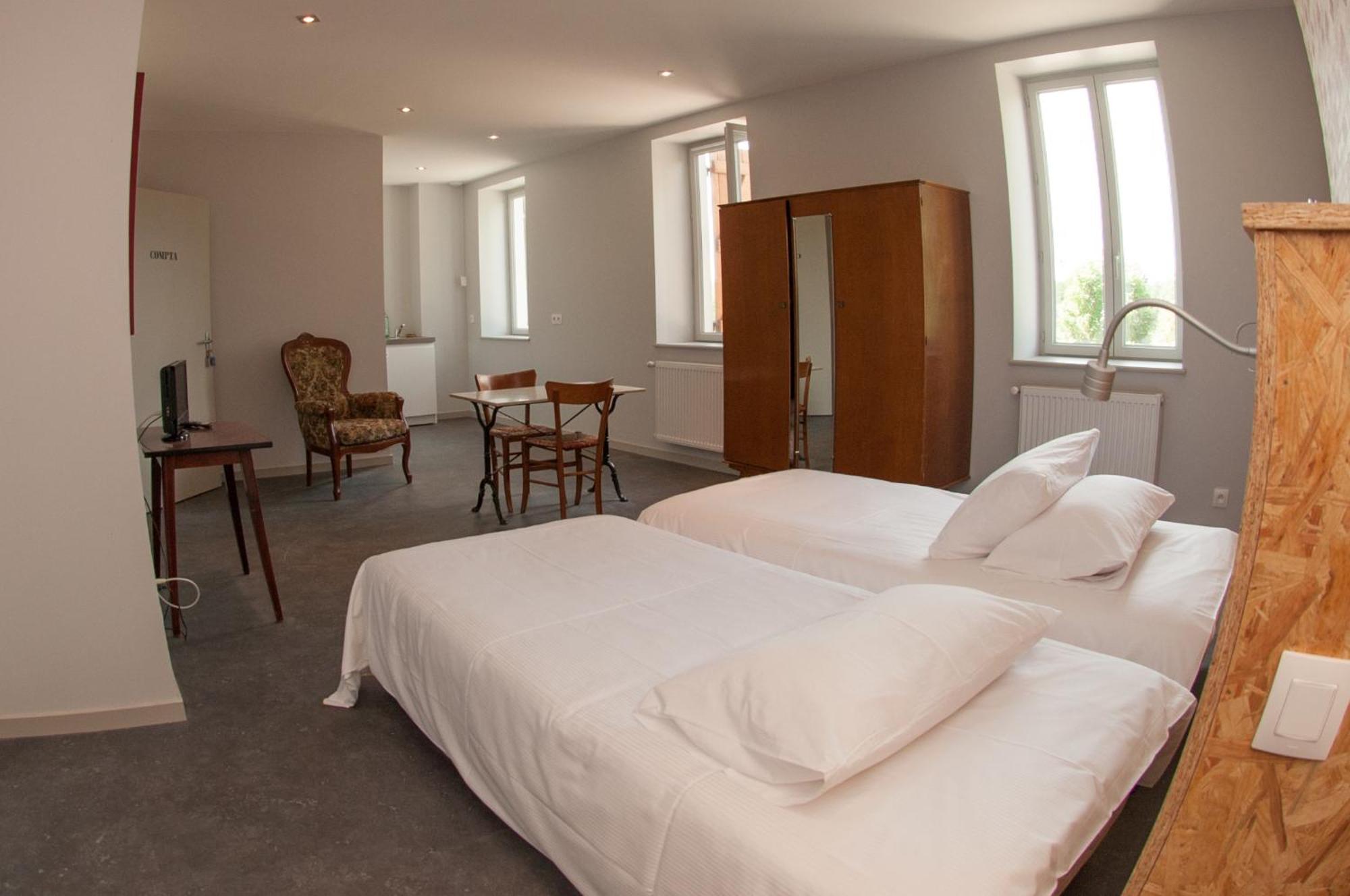 Gorrevod ル ジャルダン デュ ラ レスーズ Bed & Breakfast エクステリア 写真